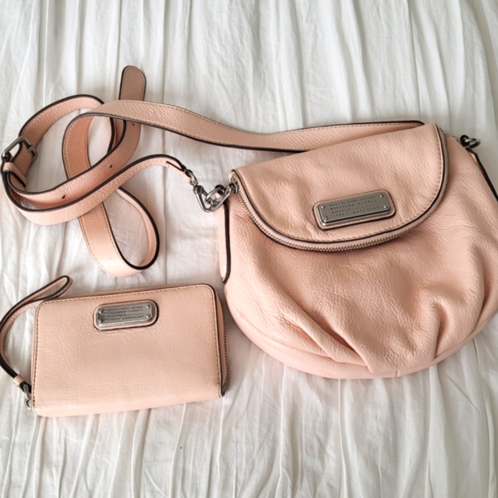 Marc Jacobs Q Mini Natasha Pearl Blush Pink Leather Purse and Wallet Set